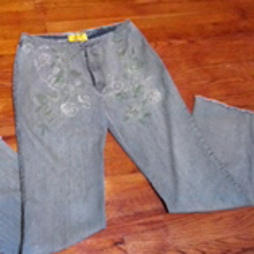 Jeans embroidered